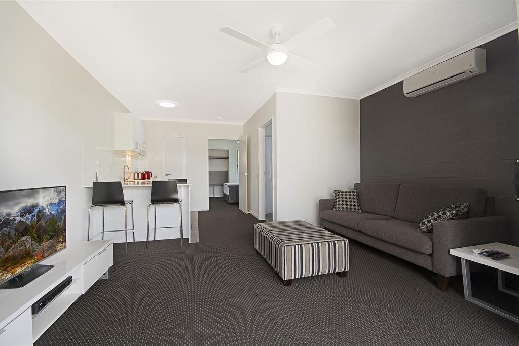 Cooroy Luxury Motel Apartments الغرفة الصورة