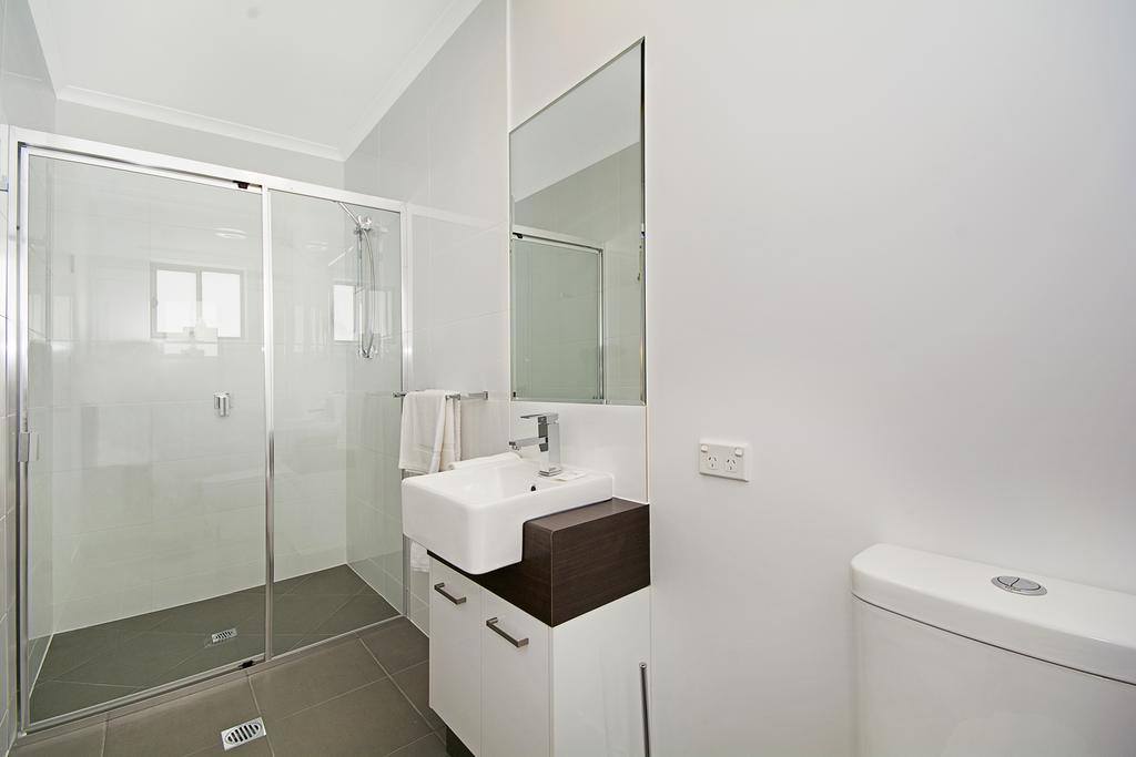Cooroy Luxury Motel Apartments الغرفة الصورة