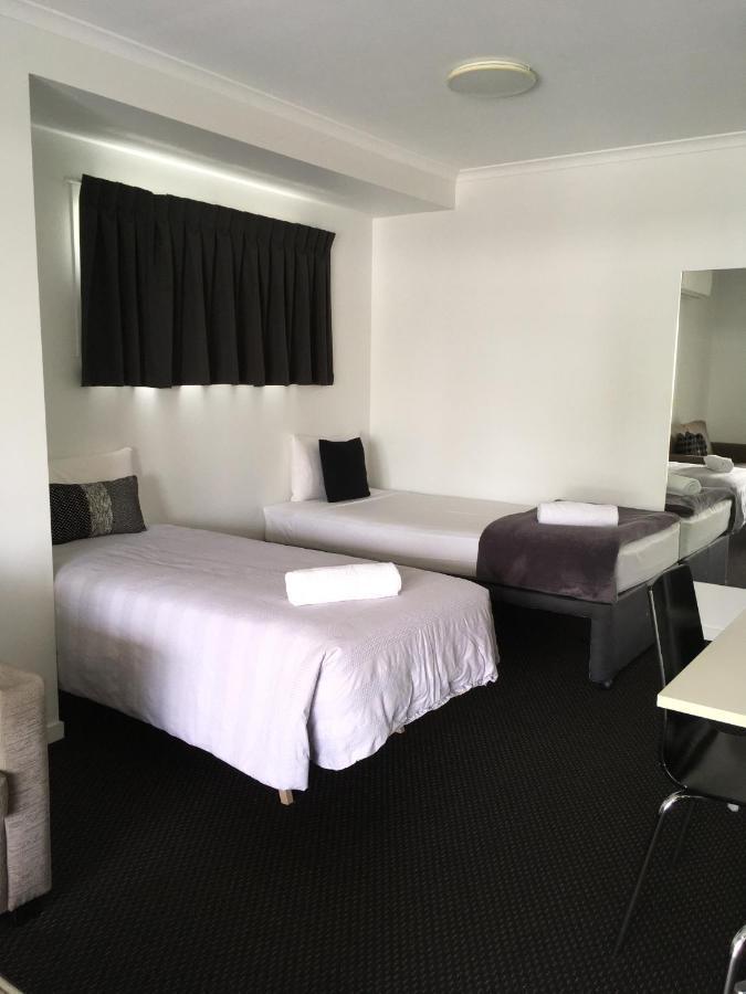 Cooroy Luxury Motel Apartments المظهر الخارجي الصورة